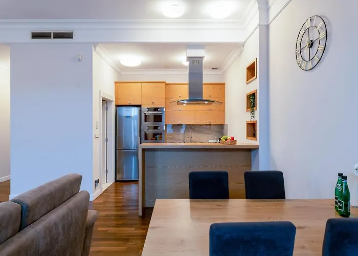 Historic Market Square -140m2 Grand As R504 Apartman *